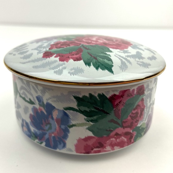 Vintage Victorian Rose Porcelain Trinket Box - Picture 6 of 7